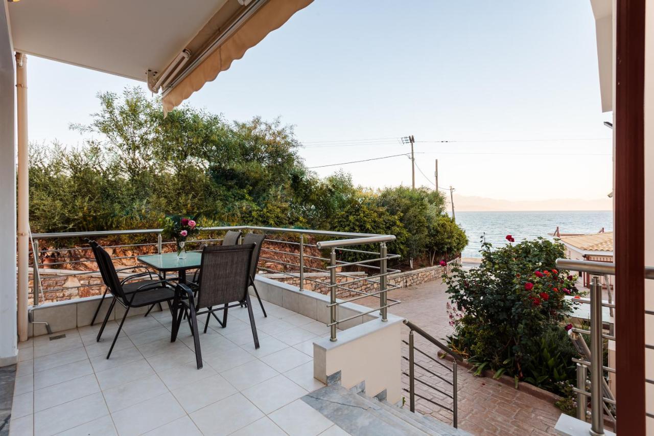 Seaside Getaway - Aelia Villa'S Dreamy Paradise Petalidi Exterior photo